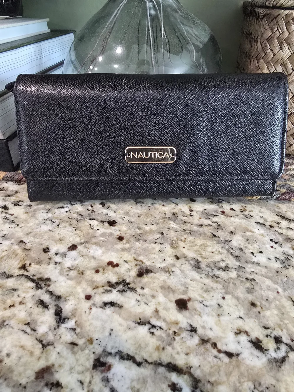 🔥 Nautica Black Saffiano Clutch Wallet